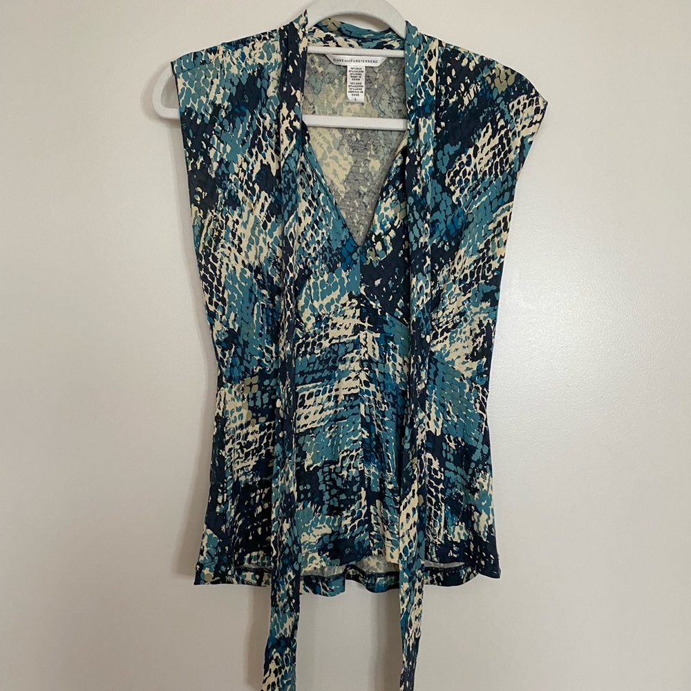 Diane Von Furstenberg Blouse in Blue and Black with Tie Neck - Small